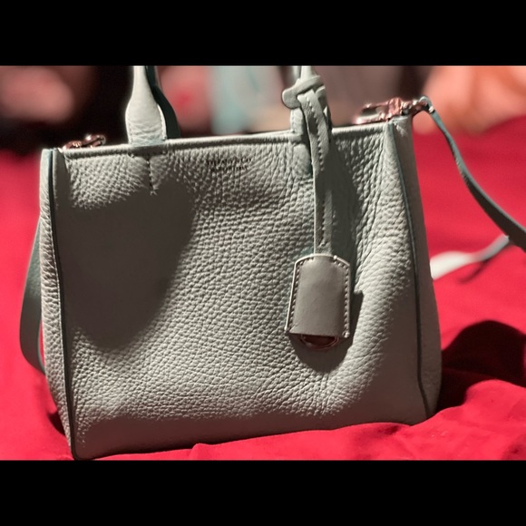 Tiffany purse in excellent condition. Used once - Picture 6 of 6